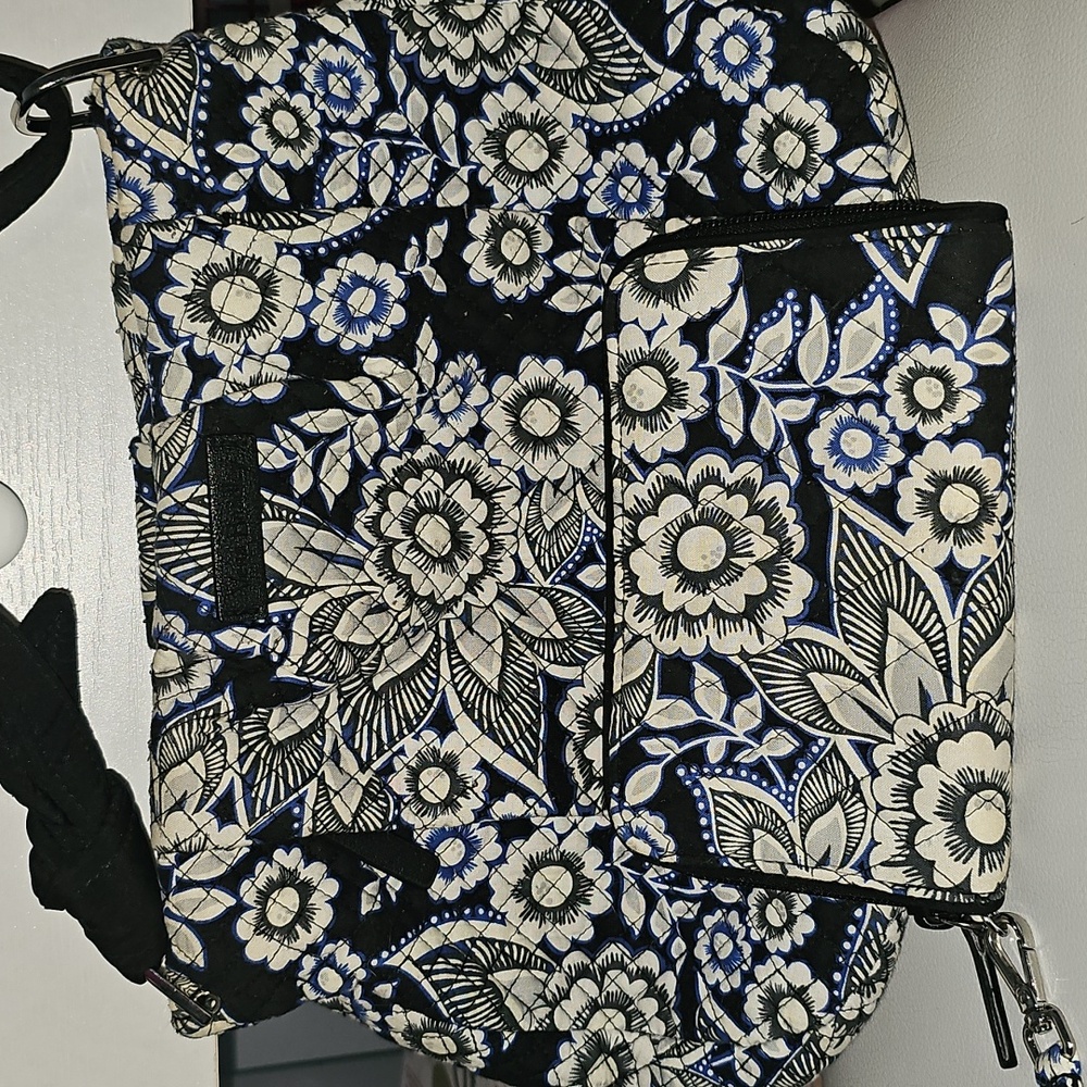 Vera Bradley Black and Blue Floral Women's Bag‎ With Matching Wallet !